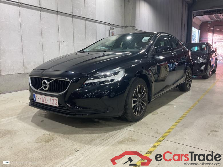 VOLVO V40 DIESEL - 2016 2.0 D2 Black Edition AdBlue (EU6d-TEMP) STOCK