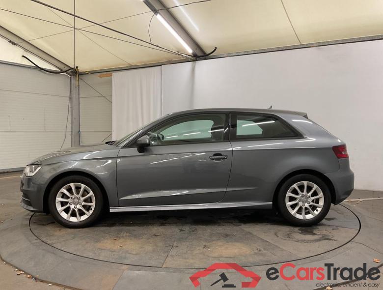 AUDI A3 Audi A3 3 portes Attraction 1.6 TDI ultra  81(110) kW(ch) 6 vitesses #6