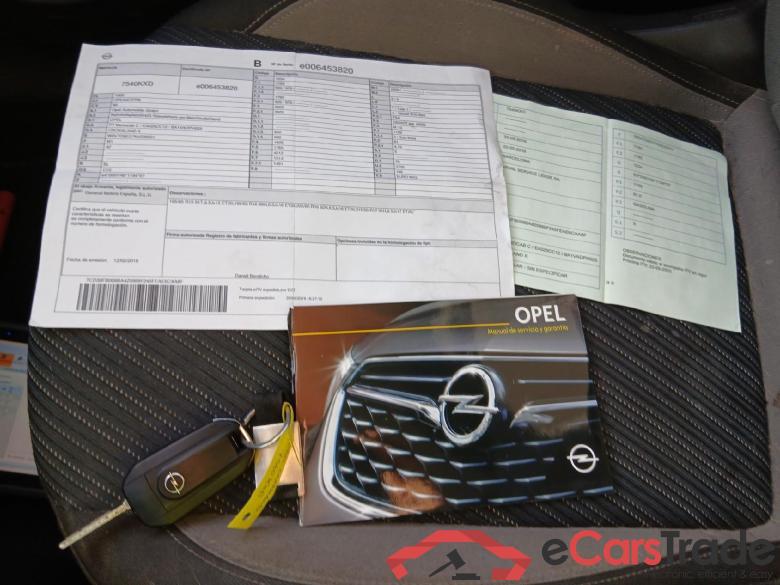 OPEL Crossland X / 2017 / 5P / todoterreno 1.2 81kW Design Line 120 Aniversario S/S (CX) #5