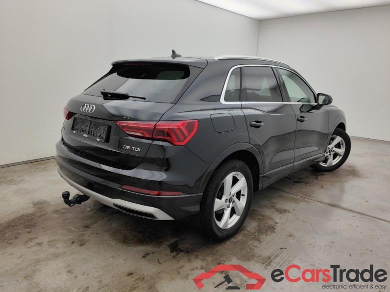 Audi Q3 35 TDI S tronic Advanced Business Editio 5d #2