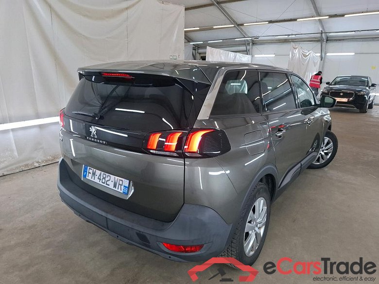 Peugeot 5008 1.2 PureTech 7PL I-Cockpit Navi Klima PDC ... #4