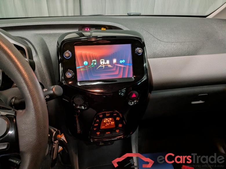 PEUGEOT 108 1.0 e-VTi Allure #5