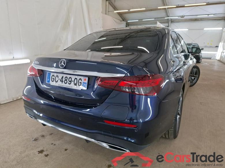 MERCEDES-BENZ Classe E Berline / 2020 / 4P / Berline 2.0 E 300 E AMG LINE AUTO #3