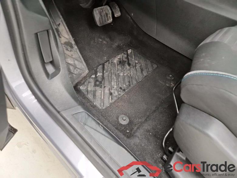 PEUGEOT 5008 1.5 BLUEHDI ACTIVE PACK EAT8 #6