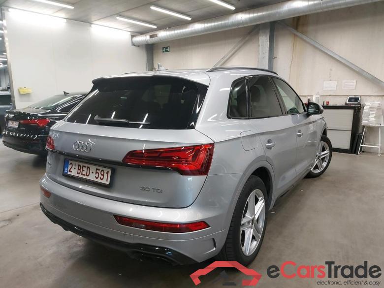 AUDI - AUD Q5 30 TDI 136PK S-Tronic S Line Business Edition Pack Platinum With Sport Seats & Assistance Tour & City #2