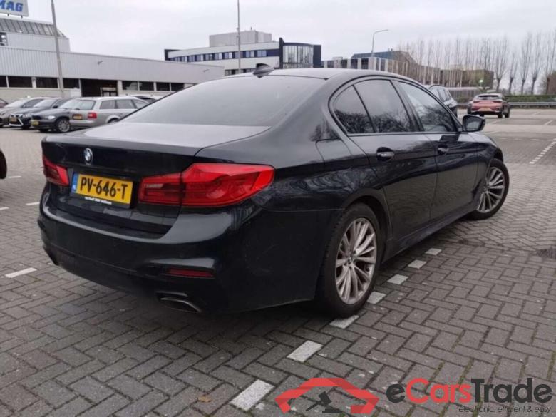 BMW 5-serie 520i High Executive #4