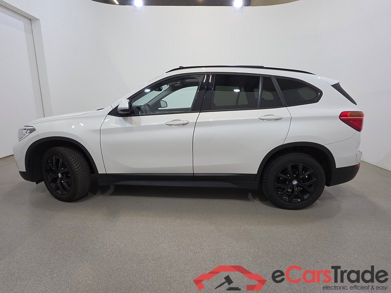 BMW X1 1.5 sDrive16d Pano Navi KeylessGo Klima PDC ... #2