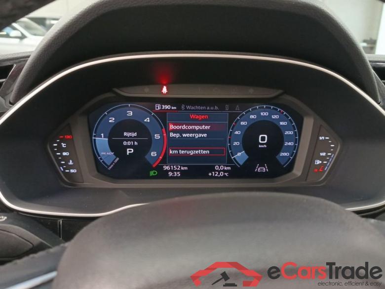 Audi Q3 35 TDI S tronic Advanced Business Editio 5d #6