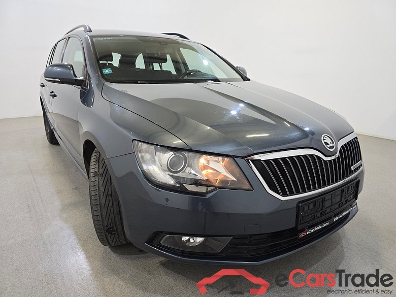 Skoda Superb Combi 1.6TDI Active Navi Klima PDC ... #3