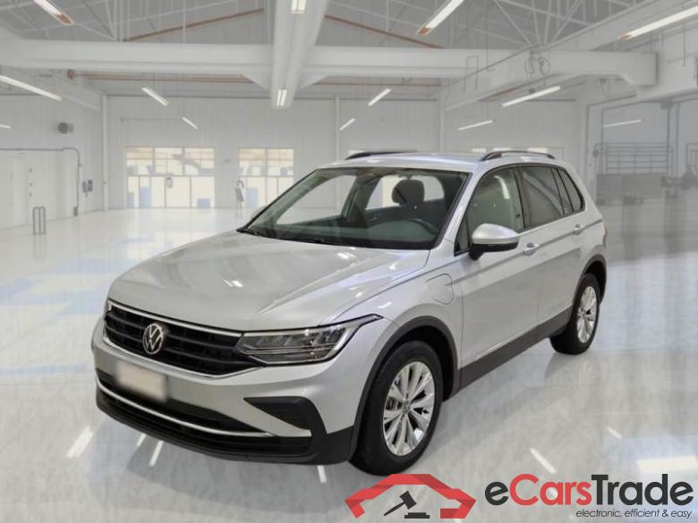 VOLKSWAGEN TIGUAN / 2020 / 5P / SUV 1.4 TSI EHYBRID LIFE DSG #1