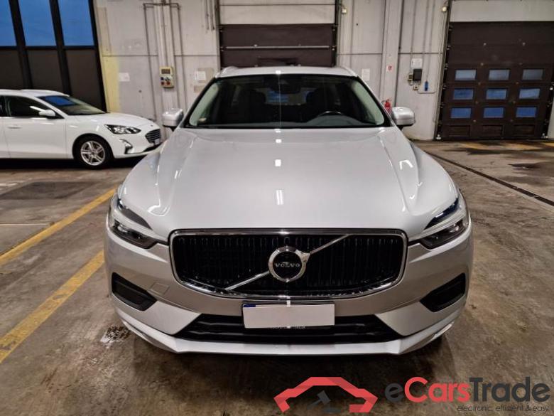 VOLVO XC60 / 2017 / 5P / SUV B4 D AWD AUTOMATICO MOMENTUM PRO #6