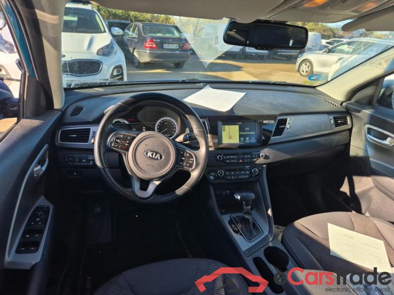 KIA Niro / 2016 / 5P / crossover 1.6 GDi Híbrido 104kW (141CV) Drive #3