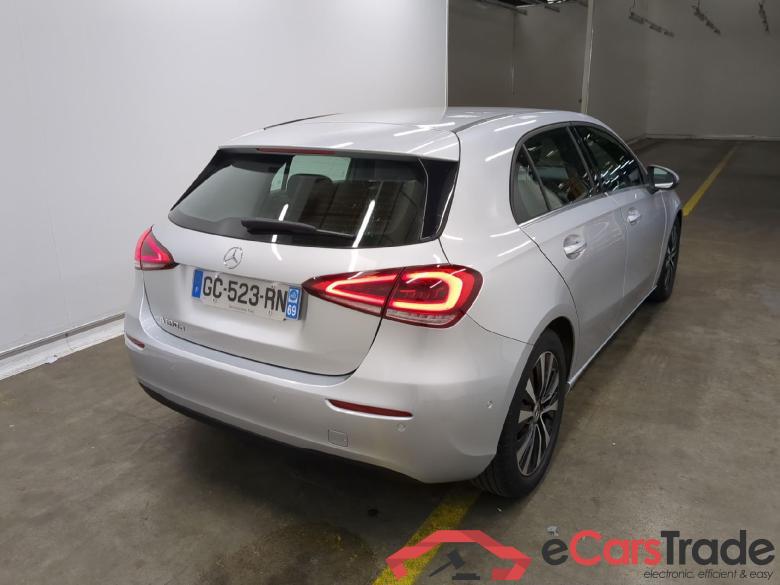MERCEDES-BENZ Classe A Compact / 2018 / 5P / Berline A 180 d Business Line 8G-DCT #3