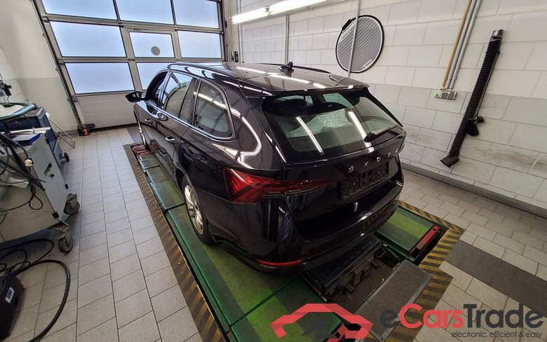 Skoda Octavia Combi (NX5)(01.2020->) DE - Kb5 2.0 TDI DPF EU6d, Ambition (EURO 6d), 2020 - 2023 #4
