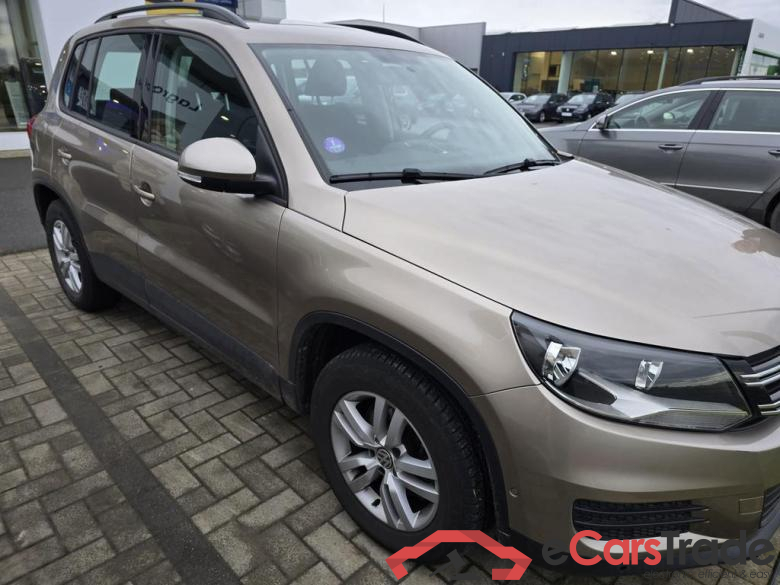 VOLKSWAGEN Tiguan Tiguan Trend & Fun 1.4 TSI BlueMotion Technology 92 kW (125 ch) 6 vitesses manuel
