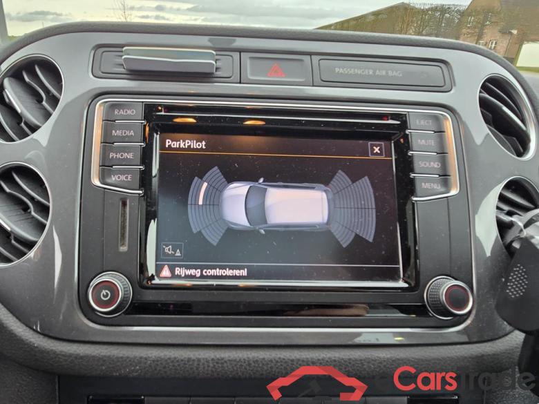 VOLKSWAGEN Tiguan Tiguan Trend & Fun 1.4 TSI BlueMotion Technology 92 kW (125 ch) 6 vitesses manuel #5