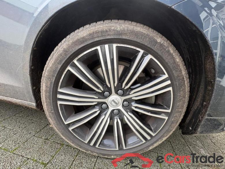 VOLVO V60 2.0 T8 AWD PHEV Inscription Geartronic #6