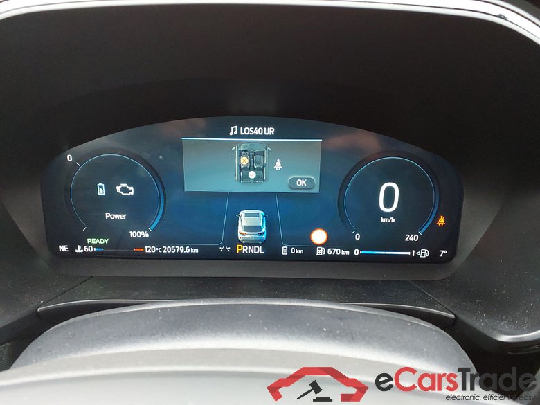 FORD Kuga 2.5 243CV Automático    ST-LINE X #4