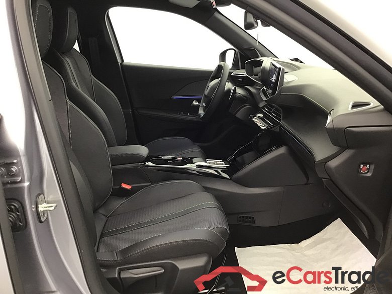 Peugeot 2008 GT 1.2 Hybrid Electric/Gasoline 137hp #6