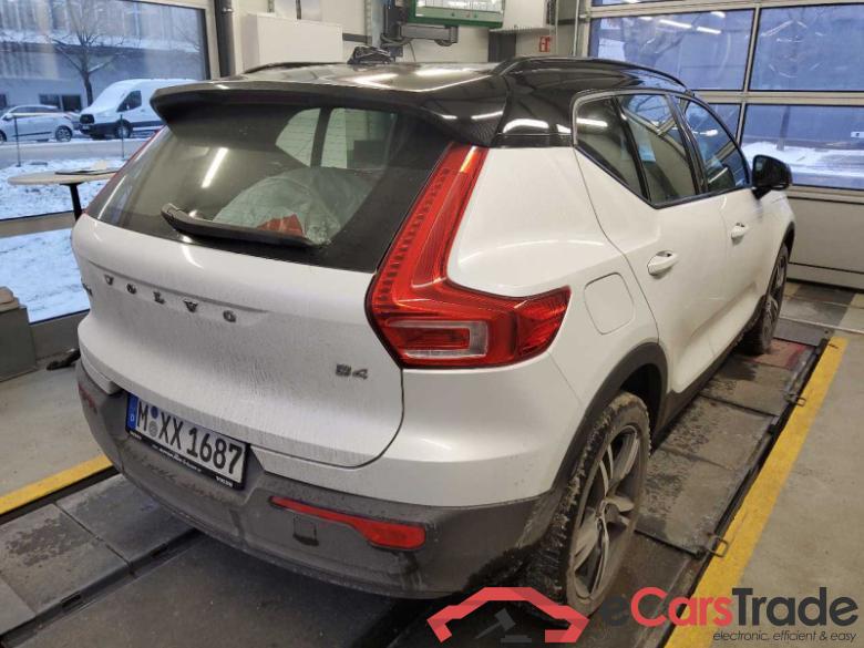 Volvo XC40 (2017->) DE - SUV5 B4 2WD EU6d, R-Design (EURO 6d), 2020 - 2022 #3