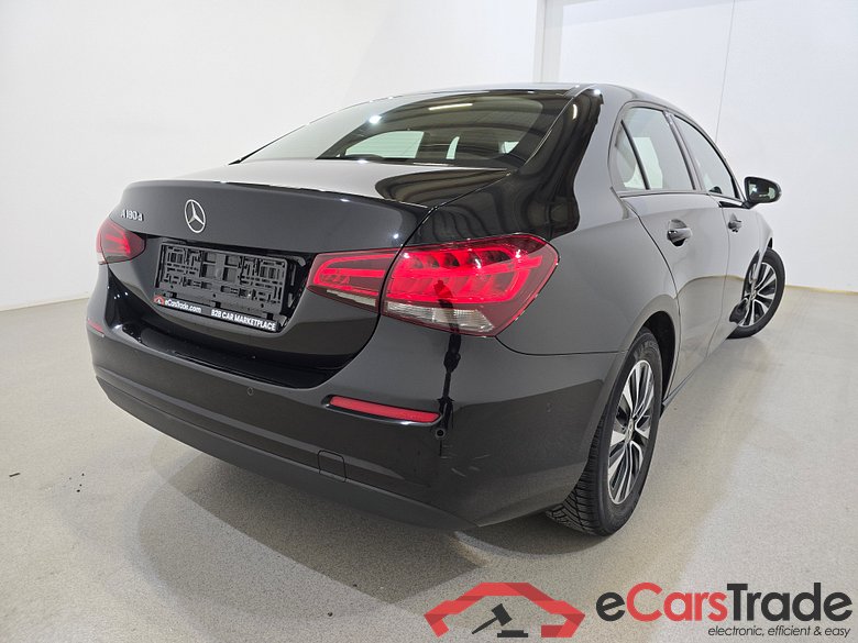 Mercedes-Benz A 180d Aut. Widescreen Navi KeylessGo Camera Klima PDC ... #4