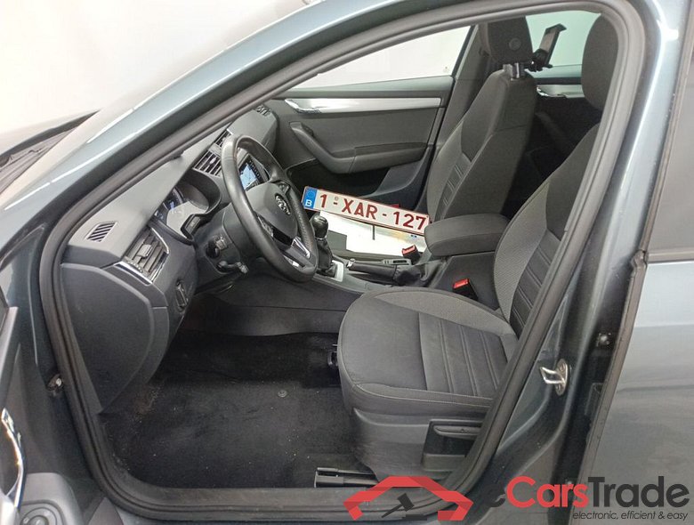 Skoda Octavia Combi 1.0 TSI GreenTec 85kW Ambition 5d #3