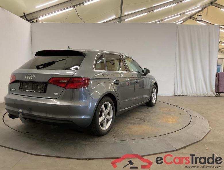 AUDI A3 Sportback Audi A3 Attraction  Sportback 2.0 TDI  110(150) kW(ch) 6 vitesses #2