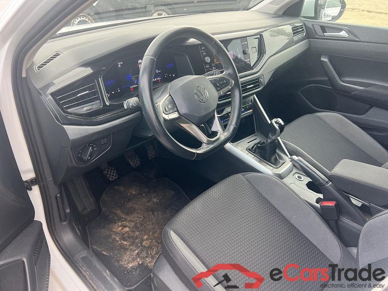 VOLKSWAGEN Taigo / 2021 / 5P / todoterreno Life 1.0 TSI 81kW (110CV) #3