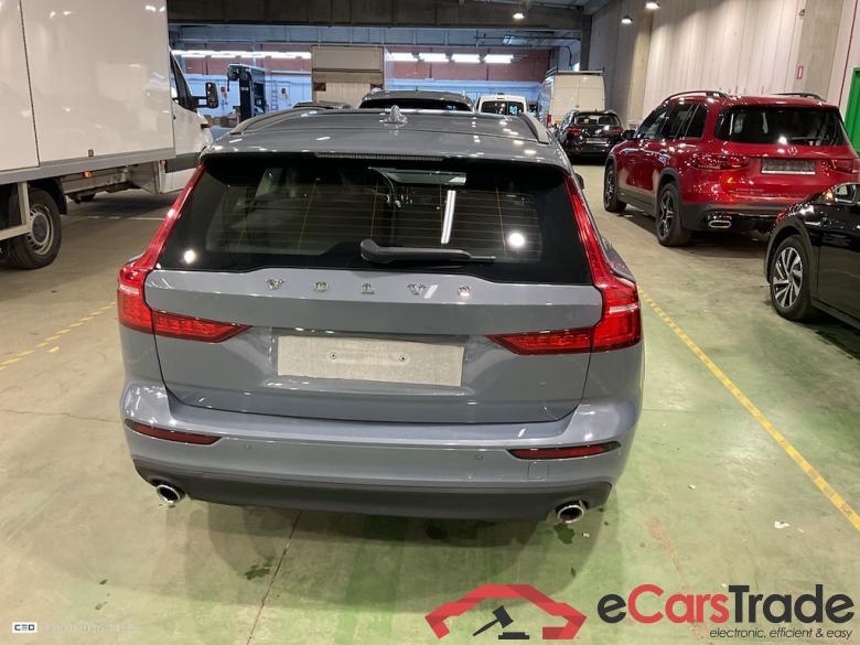 VOLVO V60 2.0 B3 MHEV MOMENTUM PRO DCT #5
