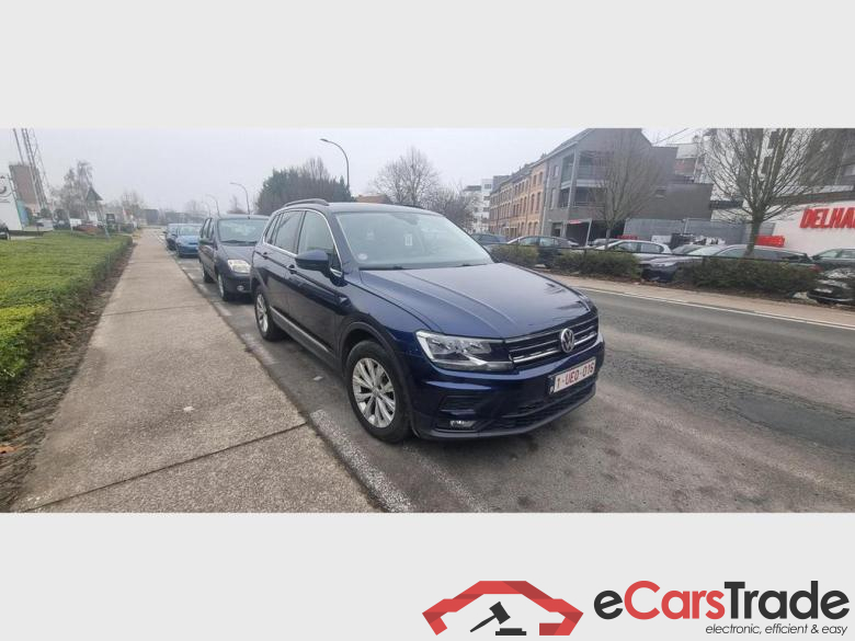 VOLKSWAGEN Tiguan Tiguan Highline 4MOTION 1,4 l TSI 110 kW (150 PS) 6-Gang-Doppelkupplungsgetriebe DSG