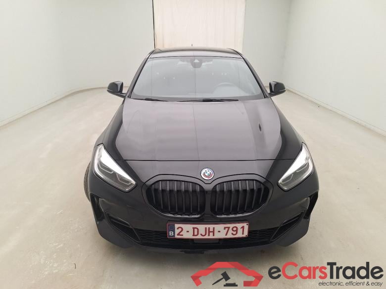 BMW, 1-serie '19, BMW 1 Reeks Hatch 116dA (85 kW) 5d
