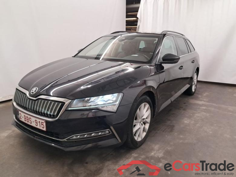 Skoda Superb Combi 1.4 TSI iV 160kW DSG6 Clever 5d