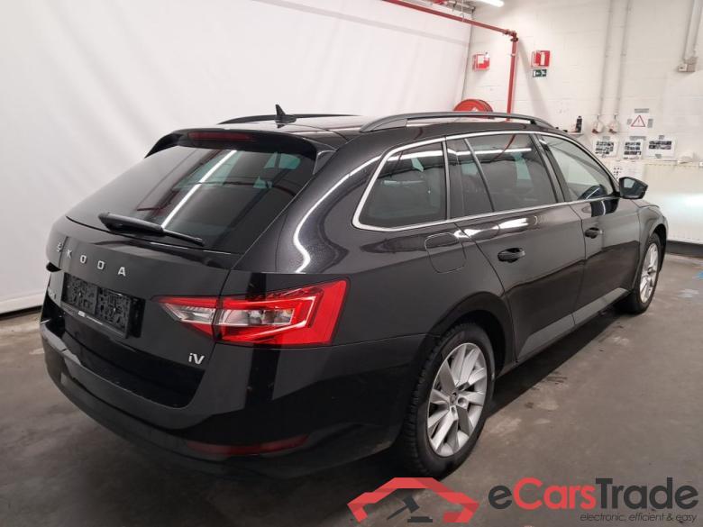 Skoda Superb Combi 1.4 TSI iV 160kW DSG6 Clever 5d #2