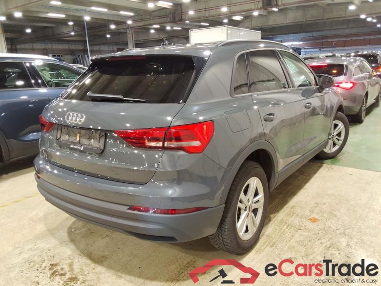 AUDI Q3 1.4 45 TFSI E S TRONIC #4