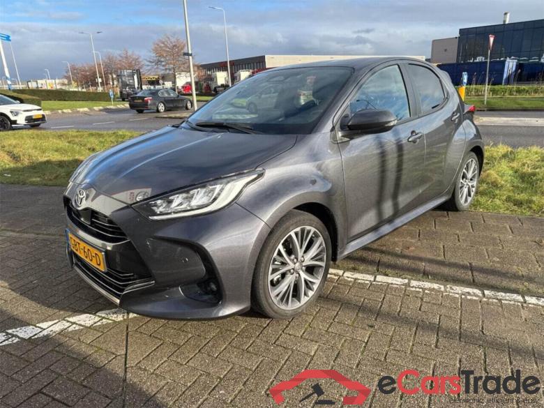TOYOTA YARIS 1.5 Hybrid 130 Executive #1