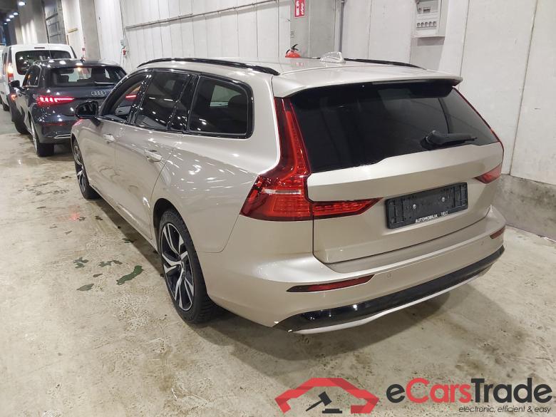 VOLVO V60 2.0 B3 MHEV PLUS DARK DCT #2