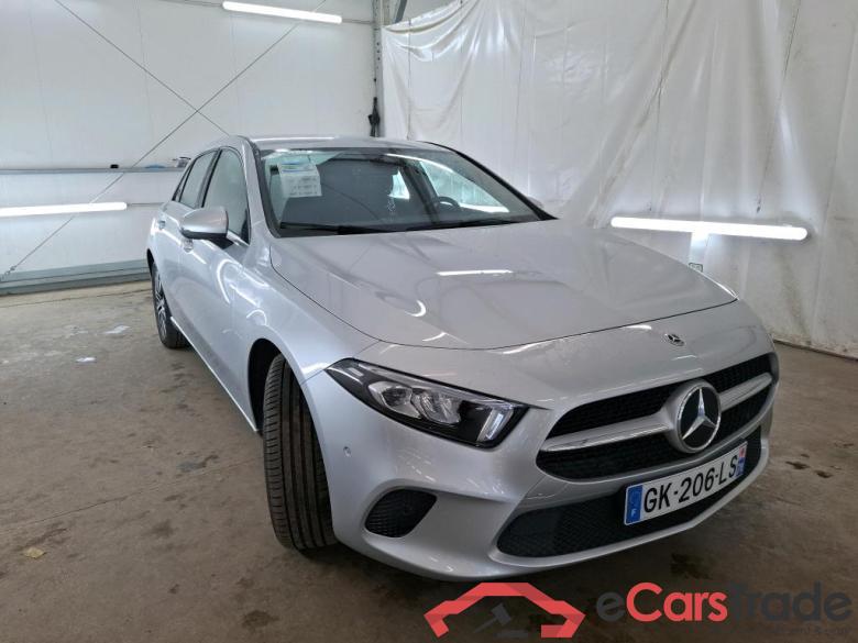 MERCEDES-BENZ Classe A Compact / 2018 / 5P / Berline A 250 e Business Line 8G-DCT #4