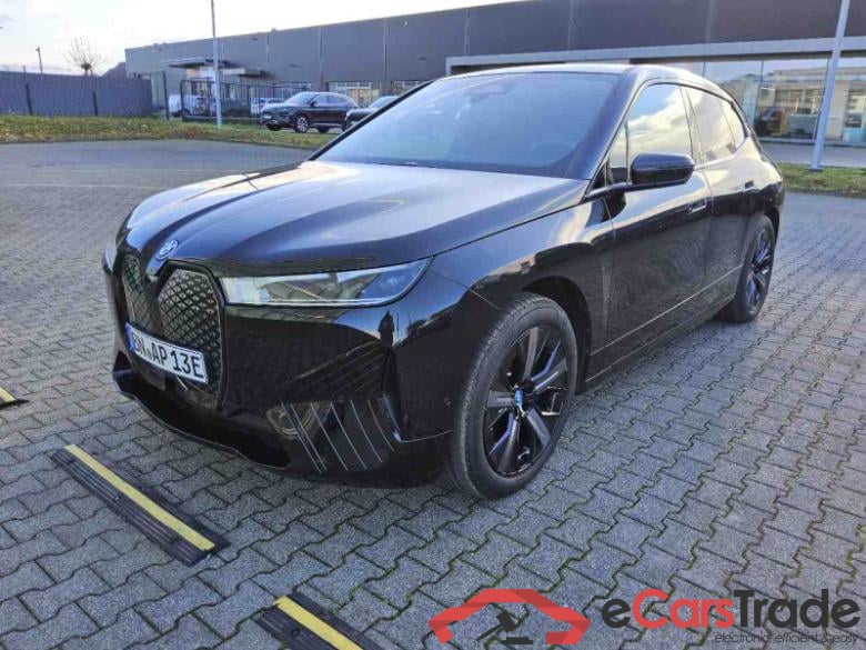 BMW iX (I20)(07.2021->) DE - SUV5 xDrive40, xDrive40, 2021 - 2025