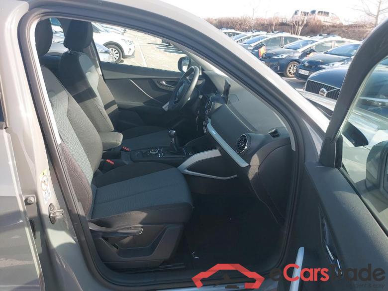 AUDI Q2 / 2016 / 5P / todoterreno Design 30 TFSI 85kW (116CV) #6