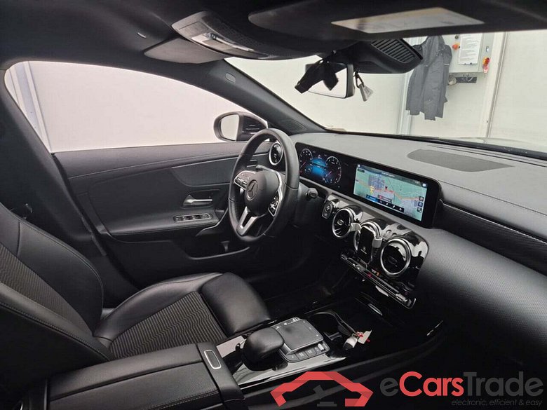 MERCEDES-BENZ CLA SHOOTING BRAKE 1.3 180 7G-DCT LUXURY LINE #3