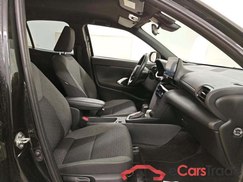 Toyota Yaris Cross 1.5 Hybrid First Edition Automaat 5d #3