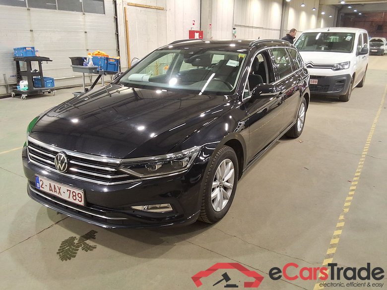 VOLKSWAGEN Passat 2.0 TDI SCR MSQ VARIANT STYLE BUSINESS #1