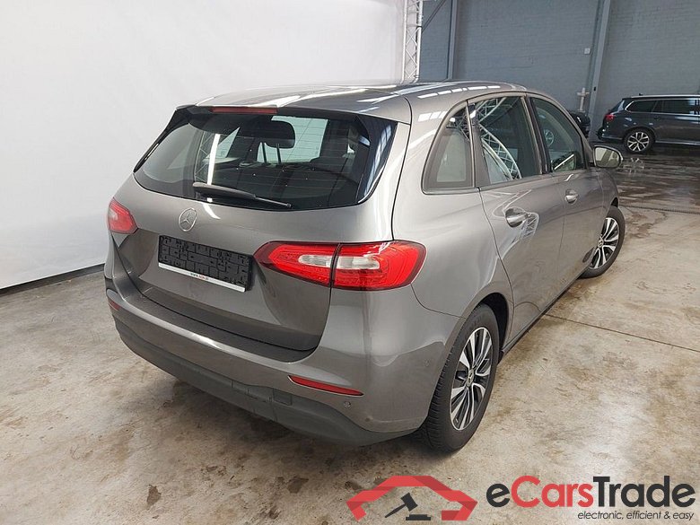 Mercedes-Benz B-Klasse B 180 Business Solution 5d #2