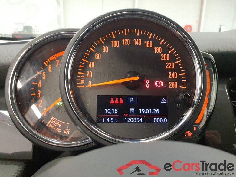 Mini 5 door One Aut. 5d #6