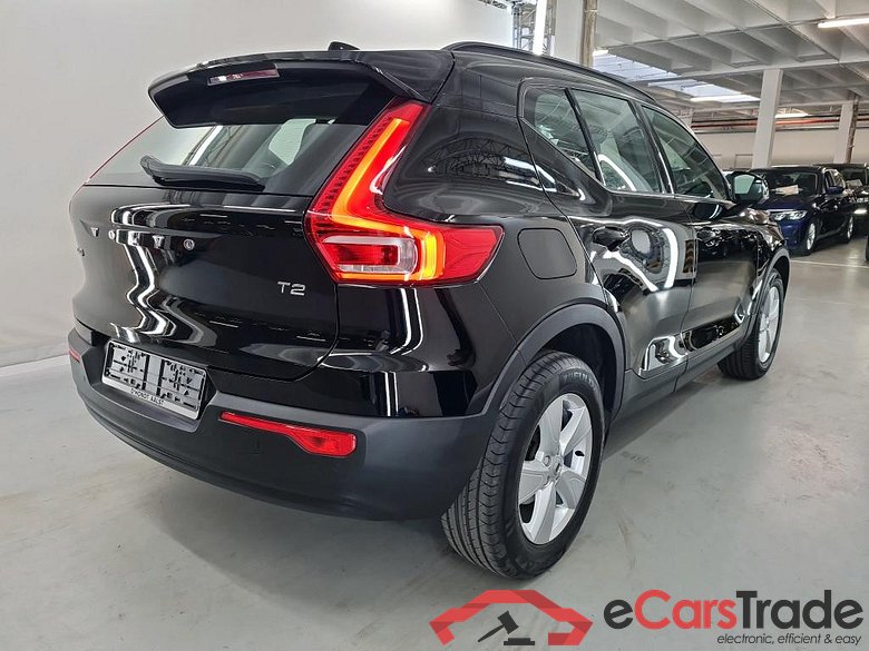 VOLVO XC40 1.5 T2 GEARTRONIC MOMENTUM CORE #4