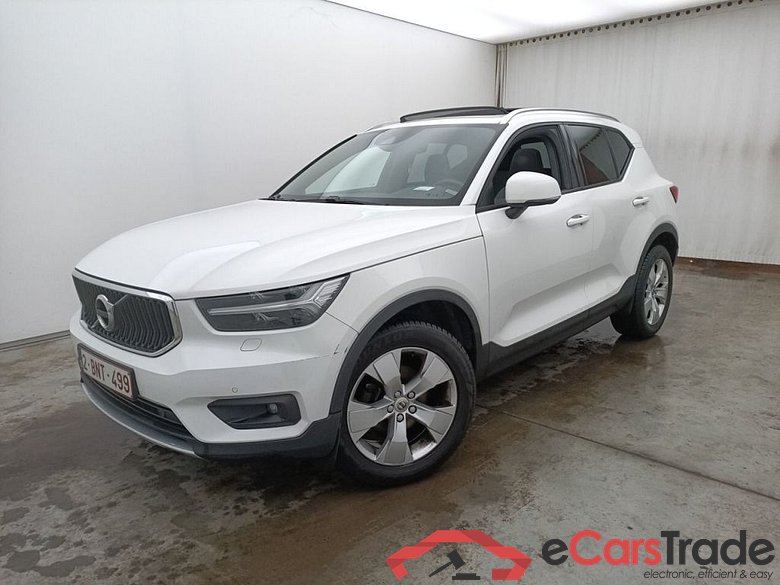 Volvo XC40 T3 Momentum Pro 5d