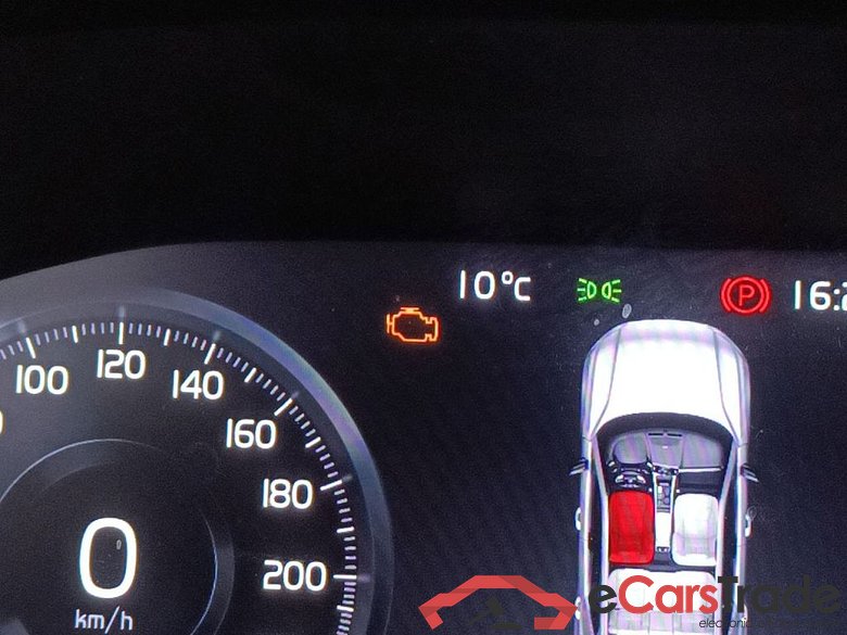 Volvo XC40 T3 Momentum Pro 5d #4