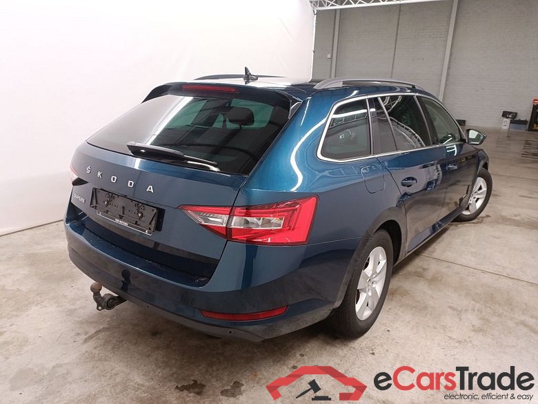 Skoda Superb Combi 1.6 CRTDI 88kW DSG7 Ambition 5d #2