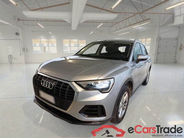 AUDI Q3 / 2018 / 5P / SUV 35 TDI S TRONIC BUSINESS #1