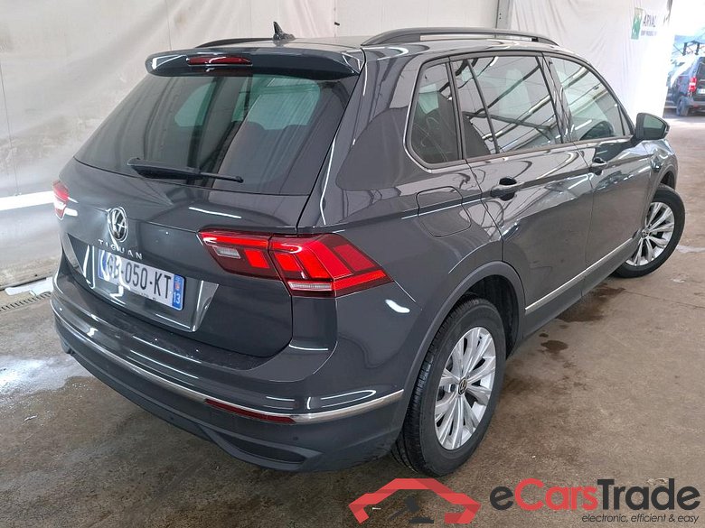 VOLKSWAGEN Tiguan / 2020 / 5P / SUV 2.0 TDI 150 DSG7 Life Business #3